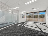 https://images.listonce.com.au/custom/160x/listings/part-level-176-82-turnham-avenue-rosanna-vic-3084/454/01724454_img_06.jpg?NhKKMSw_mdg