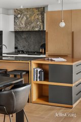 https://images.listonce.com.au/custom/160x/listings/penthouse-701339-toorak-road-south-yarra-vic-3141/611/01969611_img_10.jpg?Fe_1KqKB5bk