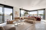 https://images.listonce.com.au/custom/160x/listings/penthouse21-riversdale-road-hawthorn-vic-3122/405/01939405_img_04.jpg?zGqADIXLhvk