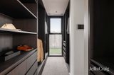 https://images.listonce.com.au/custom/160x/listings/penthouse21-riversdale-road-hawthorn-vic-3122/405/01939405_img_08.jpg?ReIU_frDemU