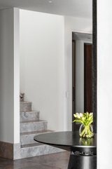 https://images.listonce.com.au/custom/160x/listings/penthouse9-porter-street-hawthorn-east-vic-3123/299/01701299_img_14.jpg?RxYfuzGAsdM