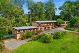 https://images.listonce.com.au/custom/160x/listings/the-vista-suite42-44-parker-road-silvan-vic-3795/588/01927588_img_10.jpg?V_RNaoxQABA
