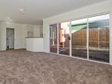 https://images.listonce.com.au/custom/160x/listings/unit-14-mervyn-street-newtown-vic-3220/828/01699828_img_03.jpg?k6StlhnQZKI