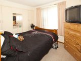 https://images.listonce.com.au/custom/160x/listings/unit-21-everett-close-herne-hill-vic-3218/530/01699530_img_07.jpg?VmTp6Xmx_Zo