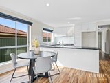 https://images.listonce.com.au/custom/160x/listings/unit-21328-geelong-road-mount-clear-vic-3350/782/01576782_img_12.jpg?YYcPYukVQU8