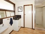 https://images.listonce.com.au/custom/160x/listings/unit-214-16-hennessy-avenue-herne-hill-vic-3218/599/01699599_img_07.jpg?U0bKSzwkIvc