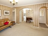 https://images.listonce.com.au/custom/160x/listings/unit-2277-roslyn-road-highton-vic-3216/298/01699298_img_08.jpg?yGDeGAAX6aU