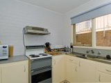 https://images.listonce.com.au/custom/160x/listings/unit-29-sanglen-terrace-belmont-vic-3216/860/01699860_img_04.jpg?HrtoEROIC-U