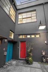 https://images.listonce.com.au/custom/160x/listings/warehouse-81-5-martin-street-st-kilda-vic-3182/128/01601128_img_02.jpg?FTYvcIHXHlE