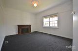 https://images.listonce.com.au/custom/160x/listings/wendouree-vic-3355/553/01576553_img_05.jpg?jWRPB67xRtU