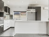 https://images.listonce.com.au/custom/160x/listings/wendouree-vic-3355/701/01576701_img_01.jpg?ET2pVV6D4Eg