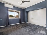 https://images.listonce.com.au/custom/160x/listings/wendouree-vic-3355/701/01576701_img_08.jpg?RIbSi1F4T2M