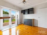 https://images.listonce.com.au/custom/160x/listings/wendouree-vic-3355/701/01576701_img_11.jpg?cFbUTJQ1nrk