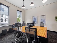 		
                1         Green         Street     CREMORNE