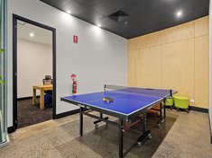 		
                1         Green         Street     CREMORNE