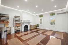 		
                103-109         Brighton         Road     ELWOOD