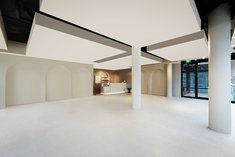 		
                11-13         Lygon         Street     BRUNSWICK EAST