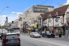 		
                137         Canterbury         Road     TOORAK