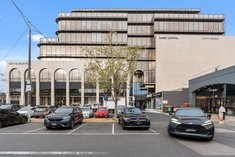 		
                137         Canterbury         Road     TOORAK