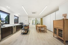 		
                140         Stawell         Street     RICHMOND
