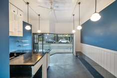 		
                217         Riversdale         Road     HAWTHORN