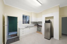 		
                279         Johnston         Street     ABBOTSFORD