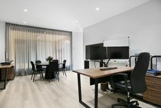 		
                28/255         Drummond         Street     CARLTON