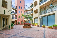 		
                28/255         Drummond         Street     CARLTON