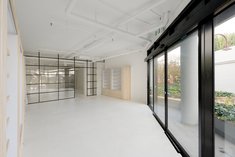 		
                2B         Kingsway              ARMADALE