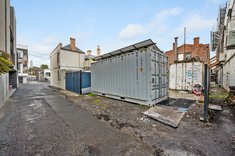 		
                30-32         Swan         Street     CREMORNE