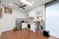 		
                3/230         Mitcham         Road     MITCHAM