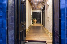 		
                325-327         Bank         Street     SOUTH MELBOURNE