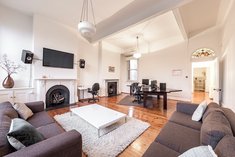 		
                325-327         Bank         Street     SOUTH MELBOURNE