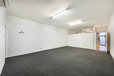 		
                391         St Georges         Road     FITZROY NORTH