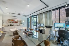 		
                4         Mansard         Lane     COLLINGWOOD