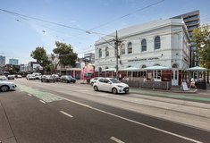 		
                423         Chapel         Street     SOUTH YARRA