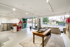 		
                499         High         Street     PRAHRAN