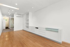 		
                570         Malvern         Road     PRAHRAN