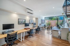 		
                9         Northcote         Street     RICHMOND