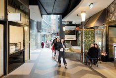 		
                9         Yarra         Street     SOUTH YARRA