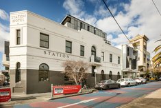 		
                96-106         Greville         Street     PRAHRAN