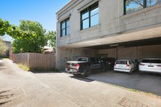 		
                First Floor, 544         Dandenong         Road     CAULFIELD NORTH