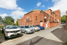 		
                Ground Floor/233         Punt         Road     RICHMOND