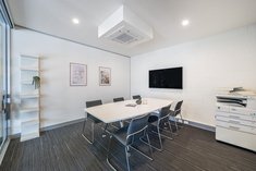 		
                Unit 2/8         Bromham         Place     RICHMOND