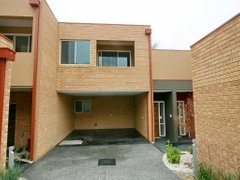 11/366 Elgar Road, BOX HILL