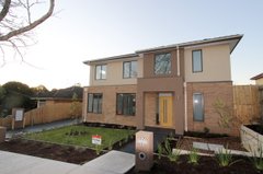 1/17 Greendale Road, DONCASTER EAST
