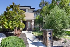 3/22-24 Winbourne Road, MOUNT WAVERLEY