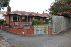 376 Elgar Road, BOX HILL