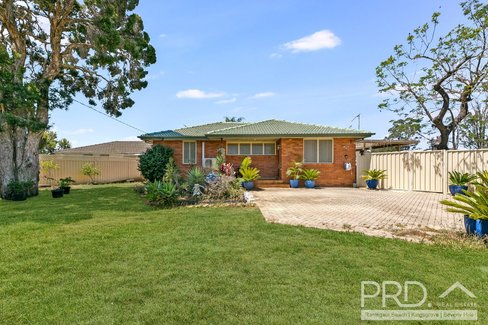 1 & 1A Bunsen Avenue, EMERTON NSW 2770