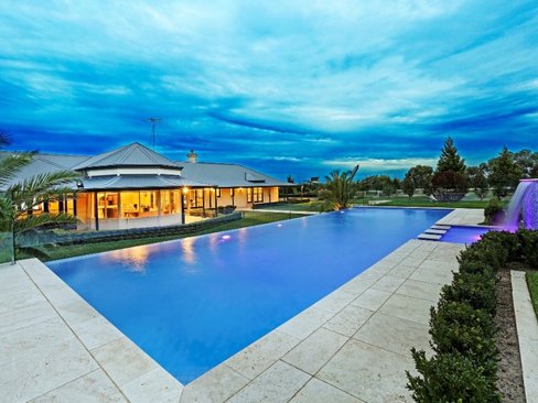 1-21 Lemins Road Waurn Ponds 3216